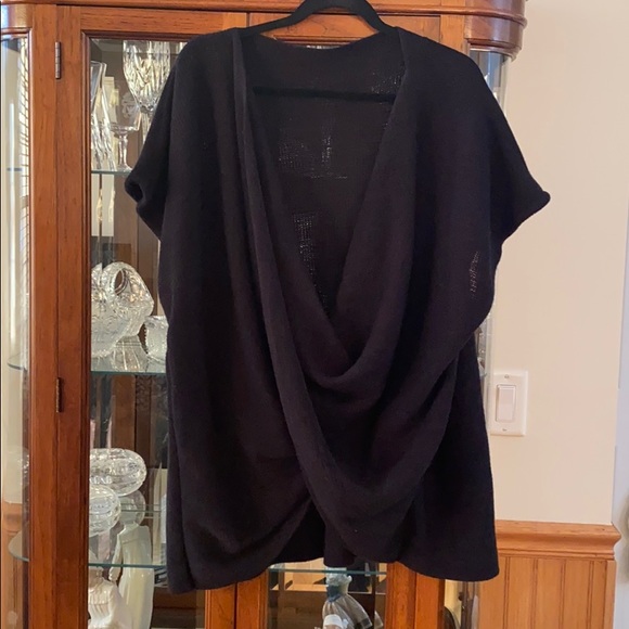 Sweater - Picture 4 of 5